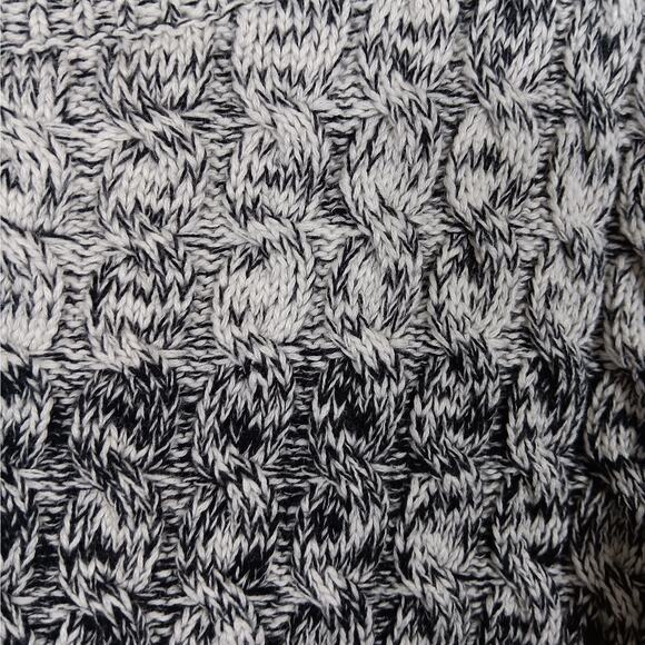 Talbots Sweater Top Marled Gray Colorblock Size Small Long Sleeve Round Neckline - Picture 5 of 5